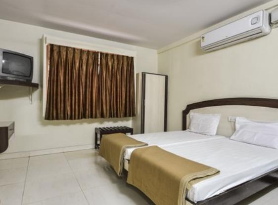 Hotel Maya Deluxe Hyderabad Quarto foto